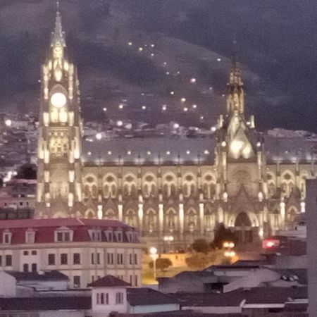 Hostal Atlantis Quito Zewnętrze zdjęcie