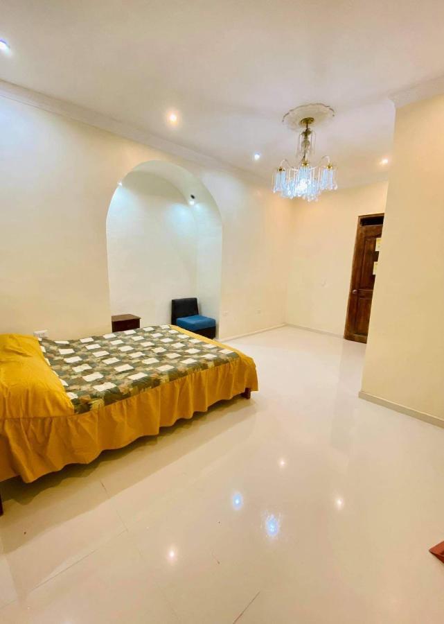Hostal Atlantis Quito Zewnętrze zdjęcie