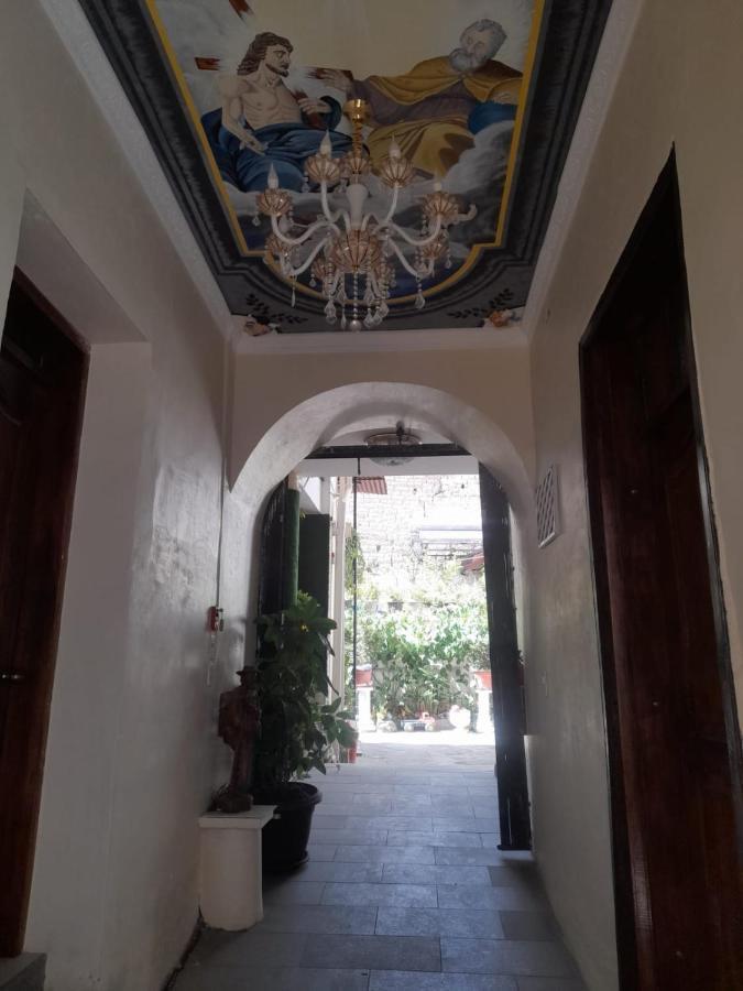 Hostal Atlantis Quito Zewnętrze zdjęcie